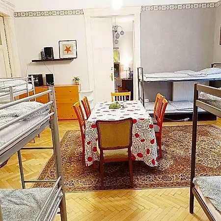 Bridgetown Hostel *